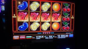 Screen-focused image showing account review and VIP page reading on 277bet